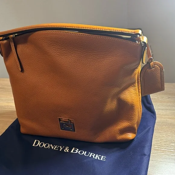 Dooney & Burke